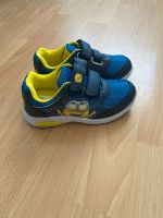 Minions Jungen Schuhe neuwertig Größe 28 Niedersachsen - Seelze Vorschau