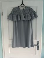 *NEU* Kleid graublau Rüschen H&M in Größe 38 Niedersachsen - Seevetal Vorschau
