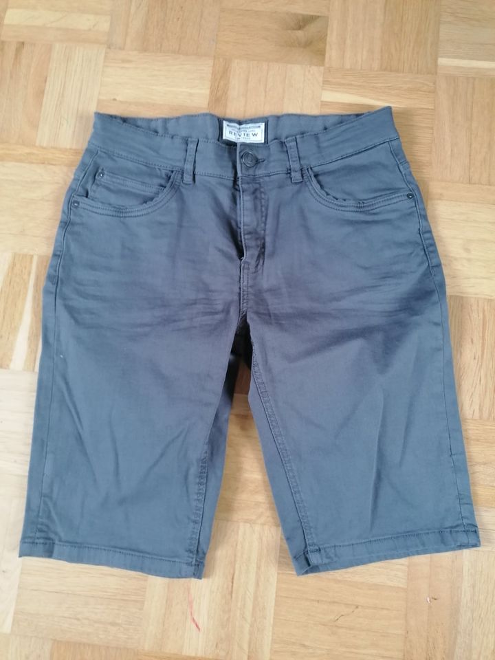 Bermuda Shorts Review Gr. 176 in Preetz