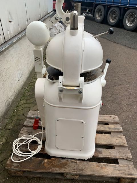 Brötchenpresse Fortuna A3-30 halbautomat Teigteiler Bäckerei in Bielefeld