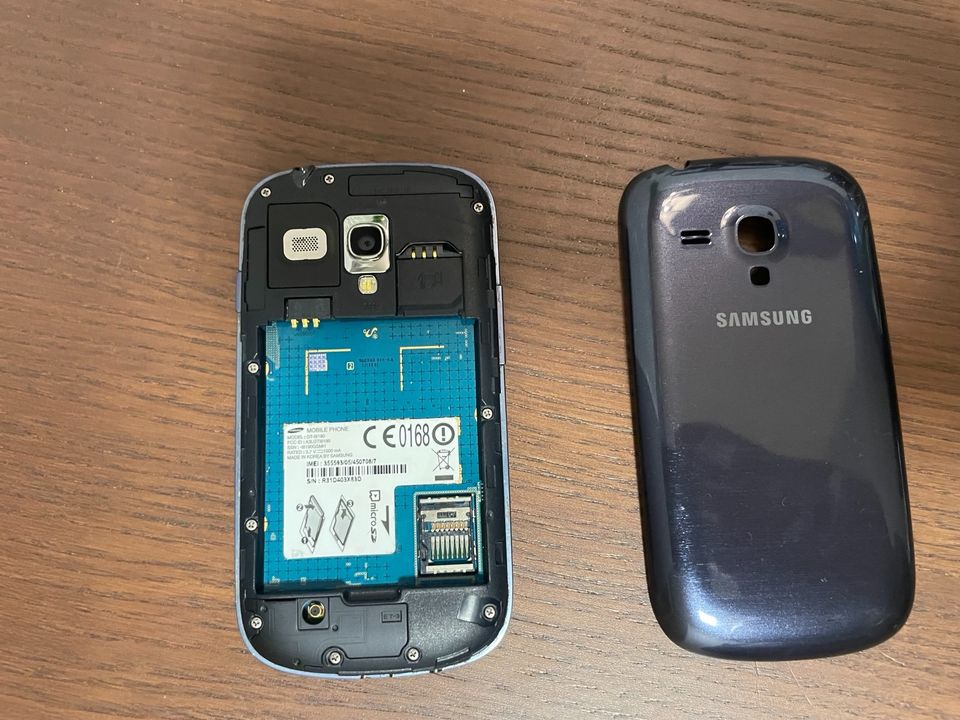 Samsung Handy ohne Akku in Köln
