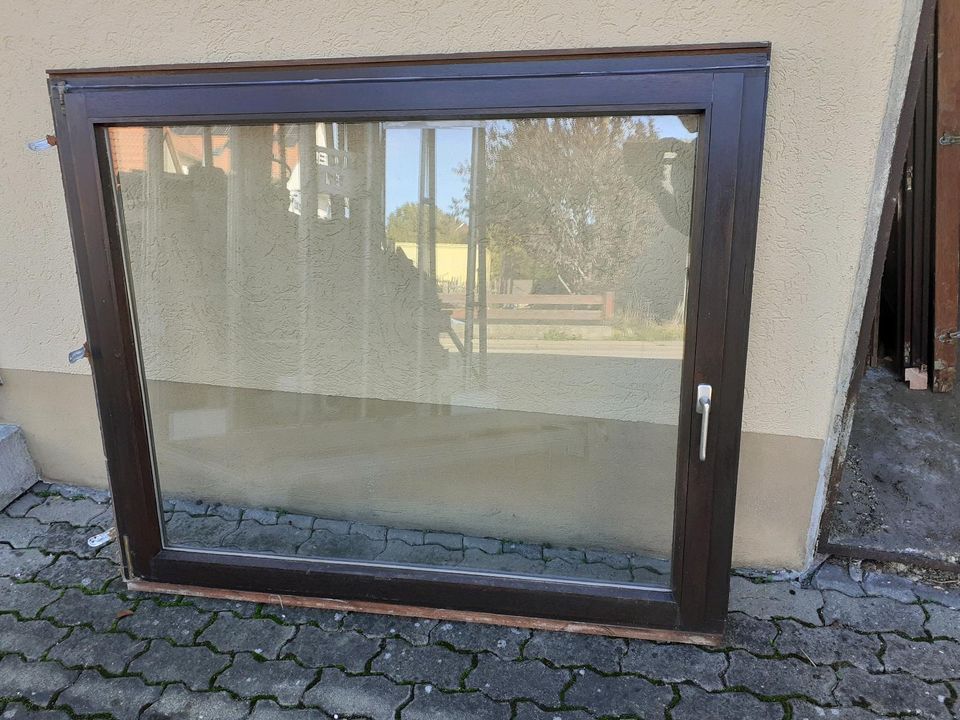 Fenster,Holzfenster braun in Fichtenau