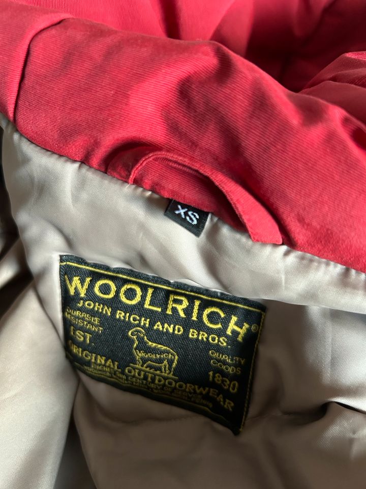 Woolrich Arktik Parka Mantel Daunen Daunenjacke Daunenmantel in Frankfurt am Main