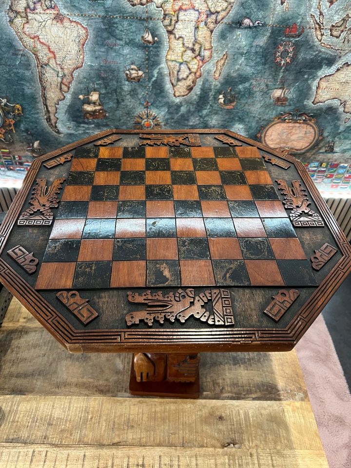 Seltener Schach Tisch spiel, lateinamerikanischer Herkunft in Wunstorf