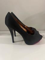Neu ONLY PINK Elegant Satin Pumps mit Zehenfrei Größe 38 Obergiesing-Fasangarten - Obergiesing Vorschau