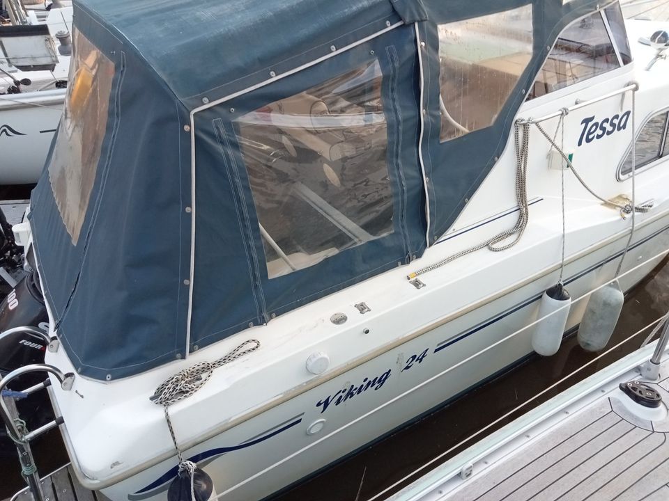 Viking Cruiser 24 mit Suzuki 100PS Motorboot Kajütboot m.Trailer in Westerstede