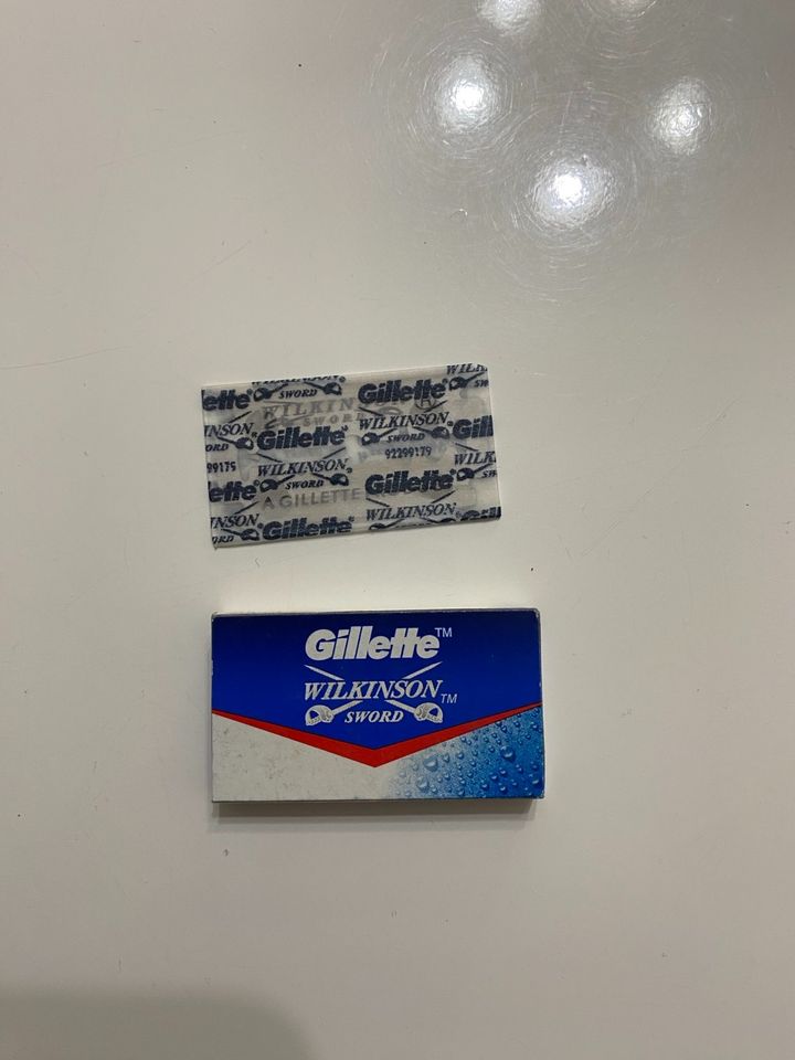 Gillette Wilkinson Rasierklingen 5st in Frankfurt am Main