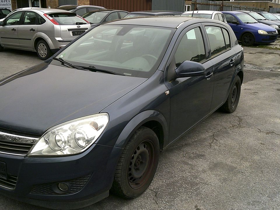 OPEL ASTRA 1,4 in Rietberg