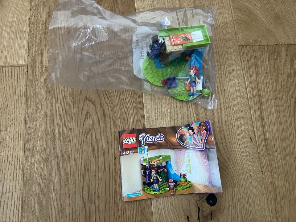 LEGO friends 41327 Mias Zimmer in Schmalfeld