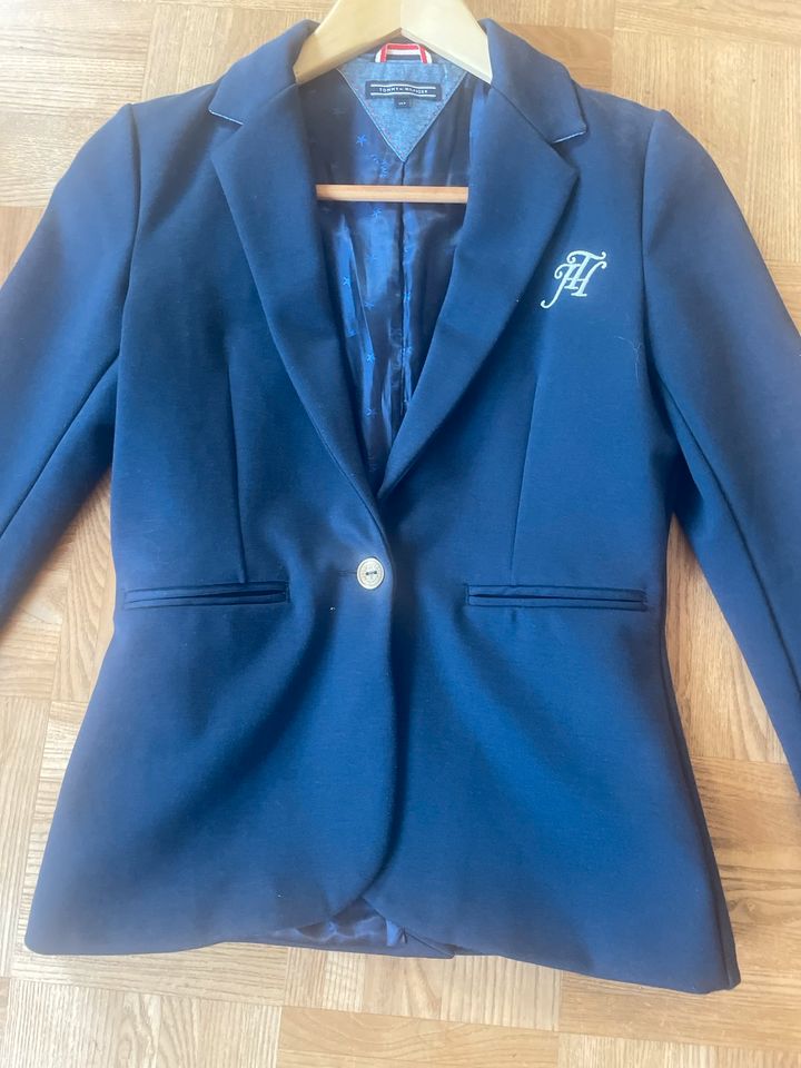 Tommy Hilfiger Blazer Gr.164 blau wie neu süß Top in Schlüsselfeld