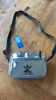 Adidas Handtasche Tasche Silber NEU 24x18cm Dresden - Leubnitz-Neuostra Vorschau