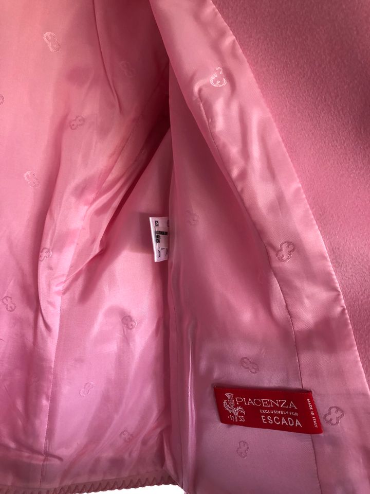 Escada Kaschmir Blazer Größe 40 Rosé Piacenza Cashmere in Hamburg