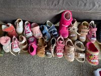 Mädchen Schuhe Sandalen, Sneakers , Babyschuhe, Hausschuhe, Crocs Nordrhein-Westfalen - Herzebrock-Clarholz Vorschau