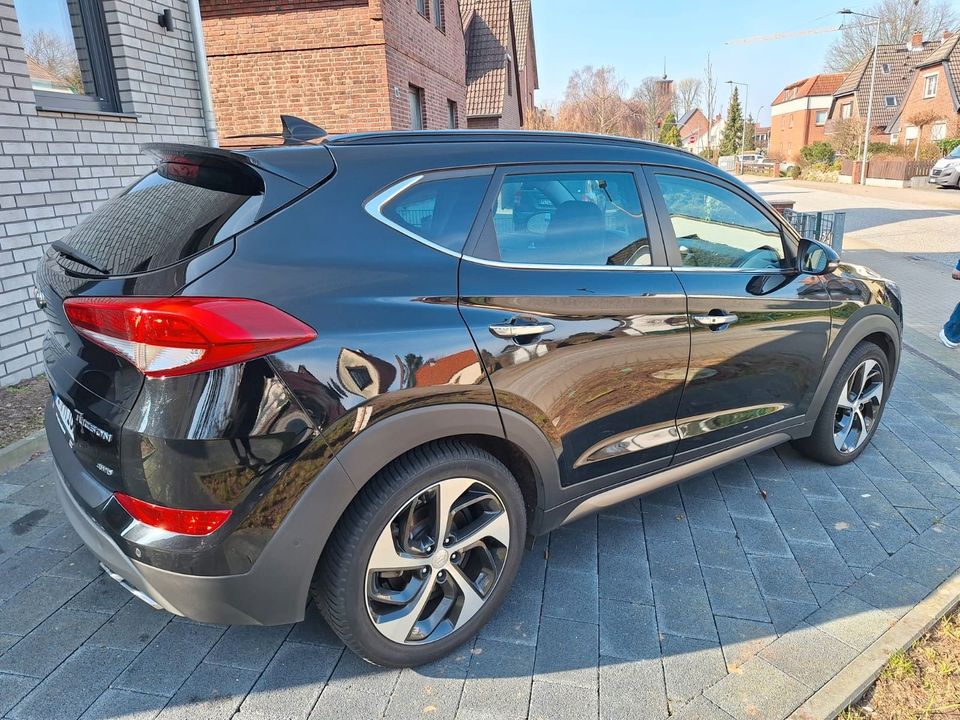 Hyundai Tucson 2.0 CRDi 135kW Premium 4WD Automatik ... in Wedel