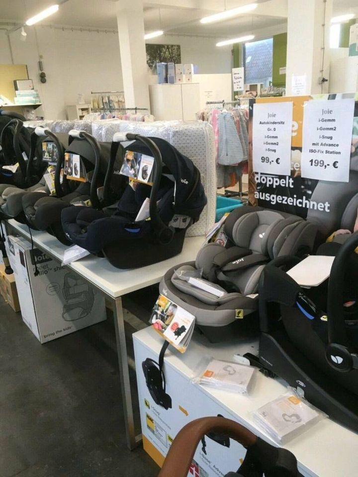 Outlet % Baby Grundausstattung z.B. Wickelauflage Schlafsack ..% in Bünde