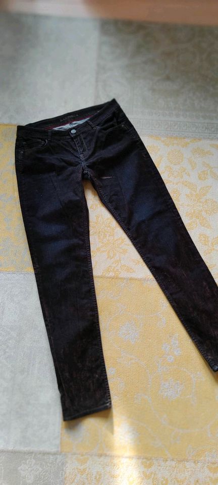 2 braune Jeans, Gr. 40, 30/32 in Syke