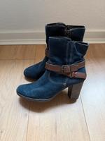 Tamaris Stiefel 38 Stiefelette Boots blau Wildleder Absatz Schuhe Eimsbüttel - Hamburg Eimsbüttel (Stadtteil) Vorschau