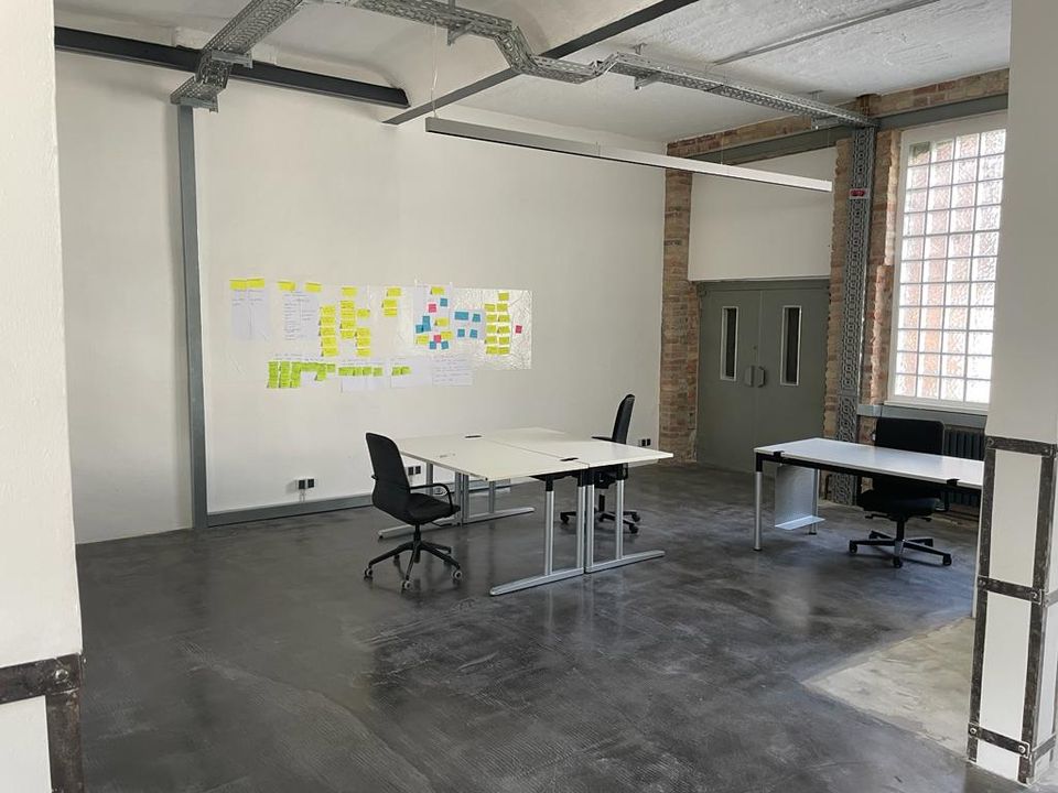 Co-working im Loft-Büro / Gemeinschaftsbüro / Büroräume anmieten in Frankfurt am Main