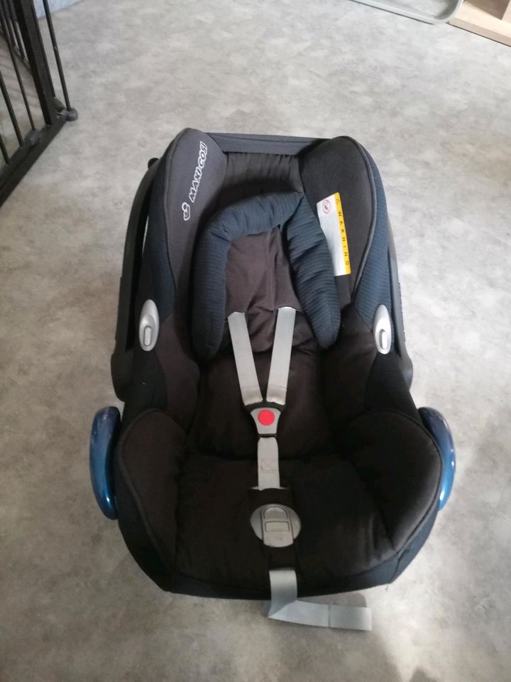 Maxi Cosi Babyschalen in Südharz