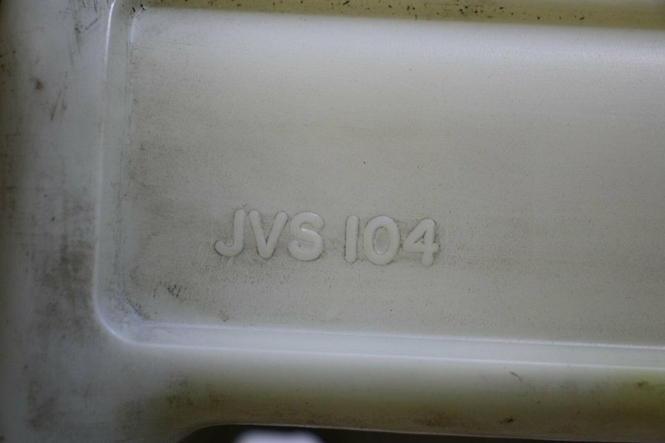 Jaguar XJ40 Wischwasserbehälter Wasserbehälter Wasser JVS104 in Mörfelden-Walldorf