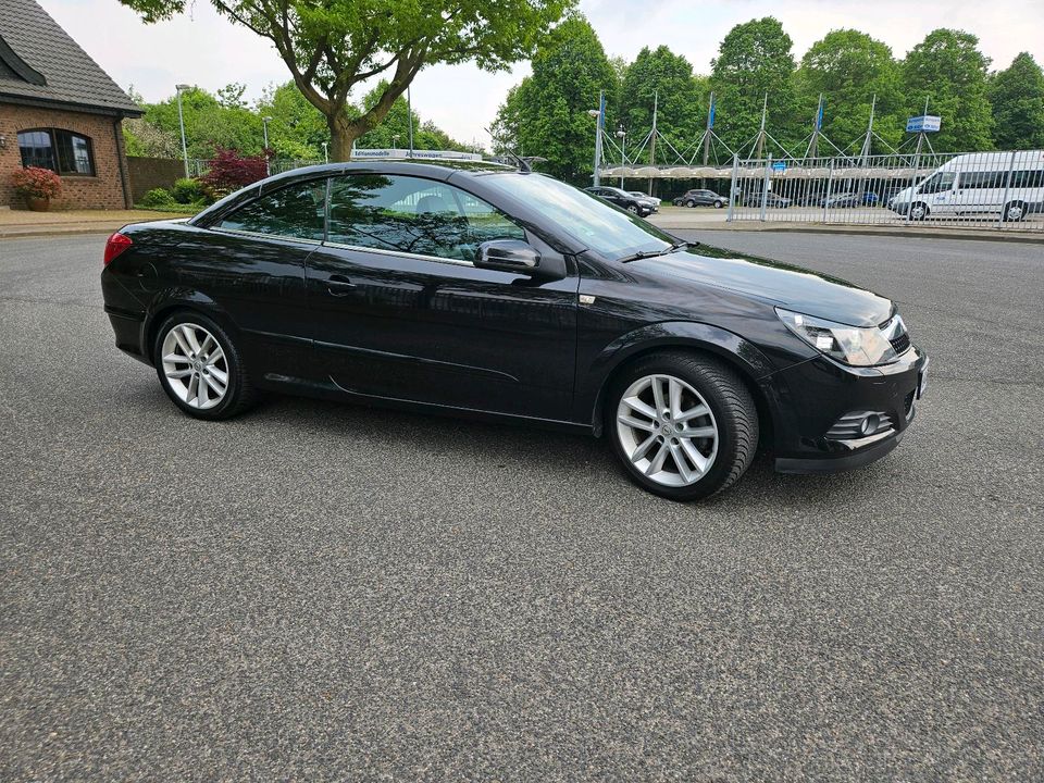 Opel Astra twintop 1.8 in Nettetal