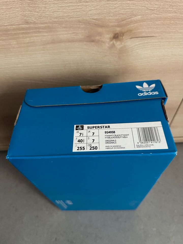 Adidas Superstar EG4958 NEU in Regensburg