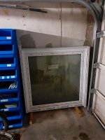 Fenster doppelverglast Weber mit Rollo 92*92cm NEU Nordrhein-Westfalen - Waldbröl Vorschau