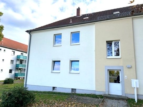 Frisch renovierte 4RW mit Balkon u. Kfz-Stpl. in Zentrumsnähe in Riesa