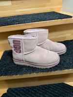 Ugg Boots rosa Gr. 38 NP 229€ Niedersachsen - Wolfenbüttel Vorschau