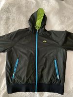 Nike Jacke Neu Größe L in Schwarz/Neon Nordrhein-Westfalen - Gronau (Westfalen) Vorschau