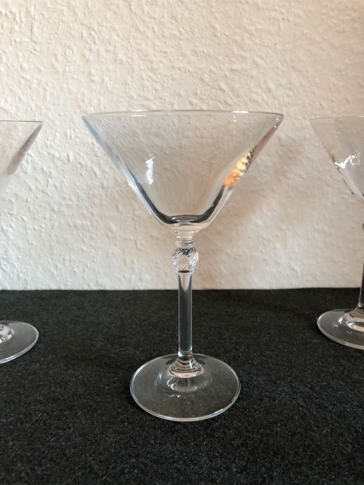 Cocktail Martini Likör Glas Gläser in Querfurt