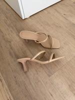 Pumps Sandalen Absatz Schuhe Beige 36 Bershka München - Ludwigsvorstadt-Isarvorstadt Vorschau