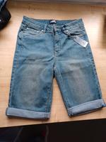 Arizona Damen gr 38 Bermuda Jeans Hose  blau NEU ungetragen warm Hessen - Bad Endbach Vorschau