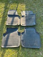 Universal Gummi-Automatten Set + Kofferraum Matte Skoda Kodiaq Nordrhein-Westfalen - Nettetal Vorschau