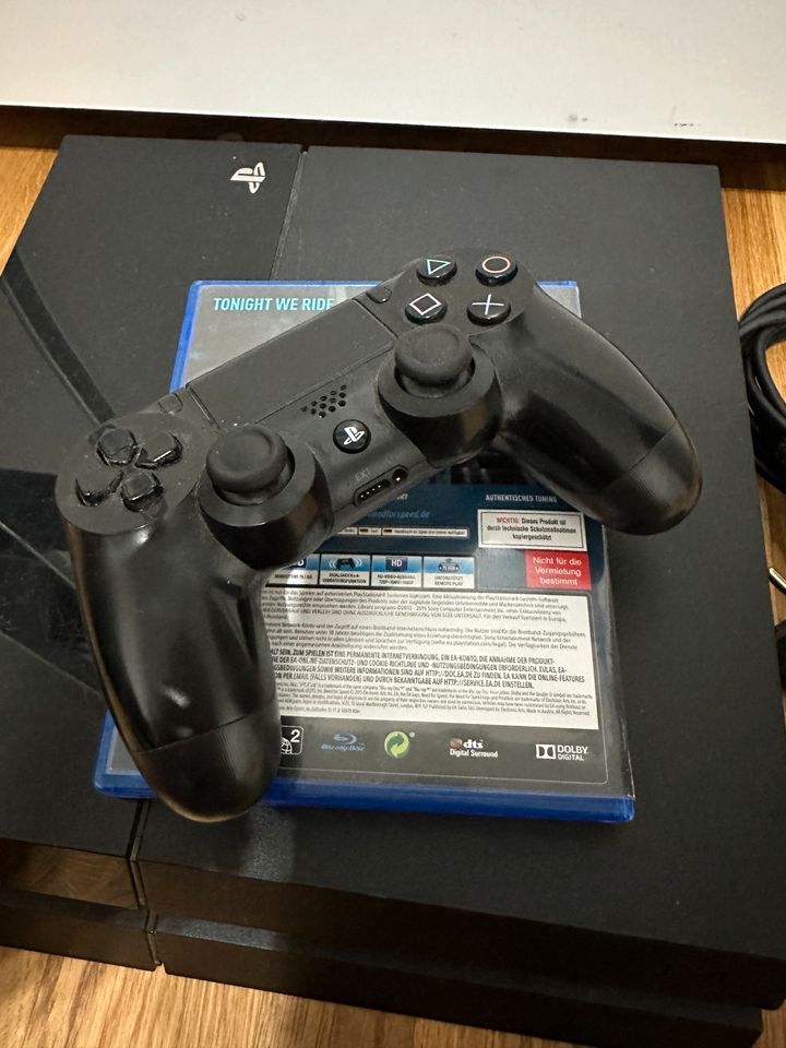 PlayStation 4 - 500GB - 1 Controller - 1 Spiel - PS4 in Hamburg