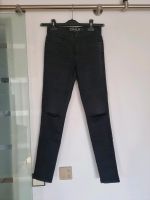 Jeans schwarz Stretch Only Größe S/30 mit Schlitzen an den Knien Bayern - Ingolstadt Vorschau