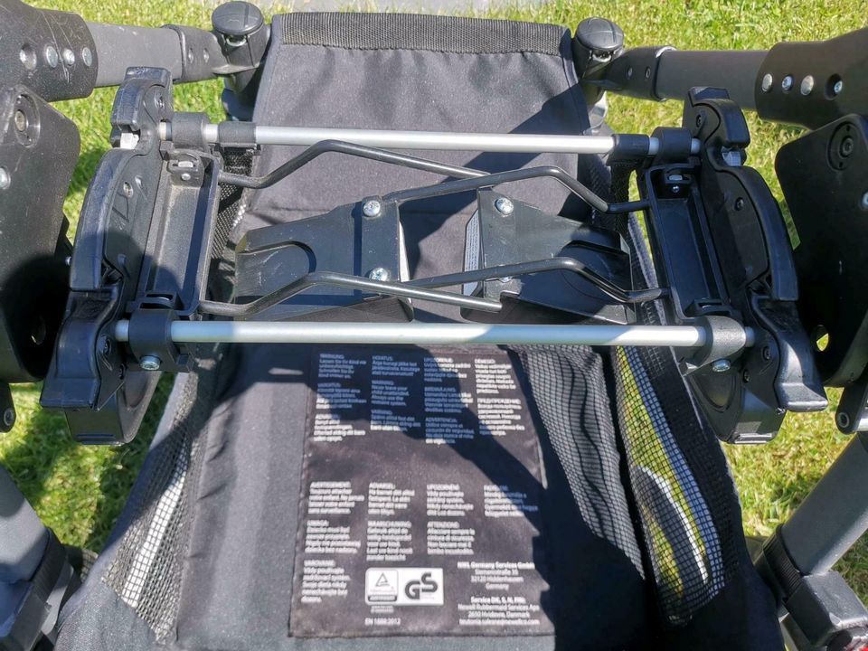 ❤️ Teutonia Kinderwagen❤️BeYou!V3 2015 Buggy Sportkarre grün grau in Selsingen