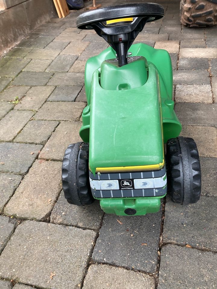 Original Bobby Car John Deere Trecker in Basberg Eifel