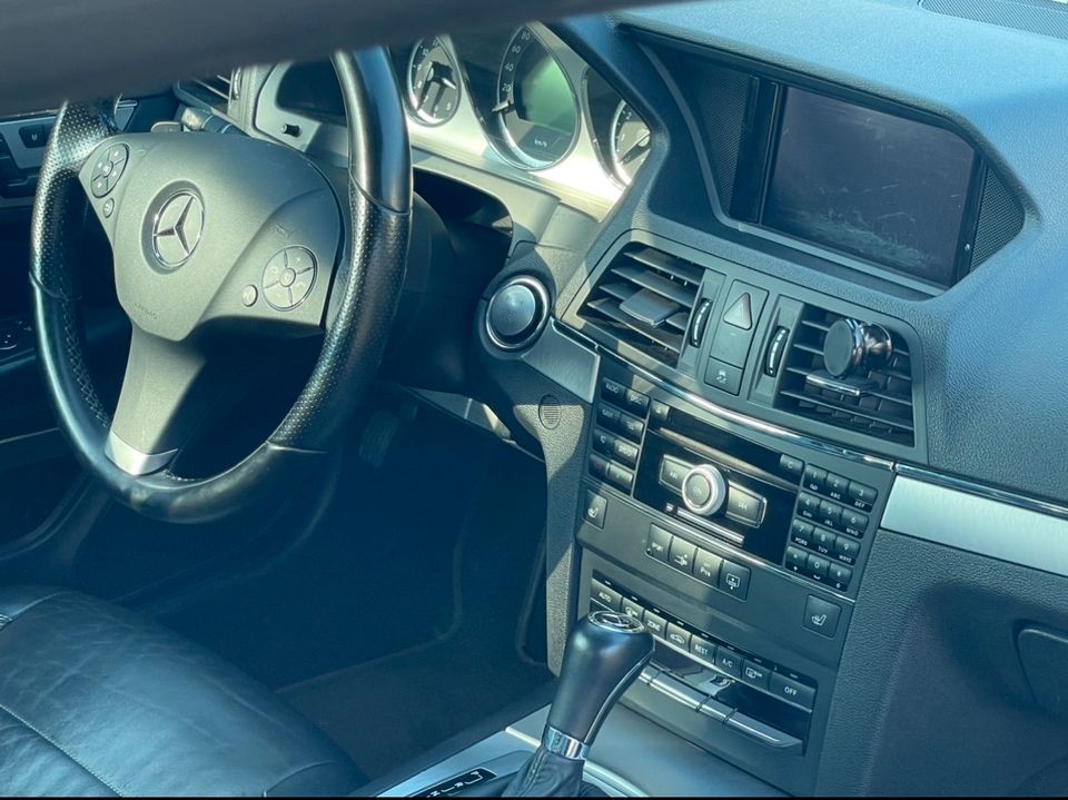 Mercedes Benz E350 CGI BlueEFFICIENCE mit Vollausstattung  Top!!! in Neckarsteinach