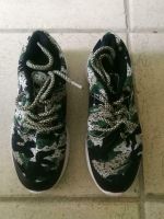 Sneakers, Turnschuhe in Camouflage Style, Gr. 34 Bayern - Kipfenberg Vorschau