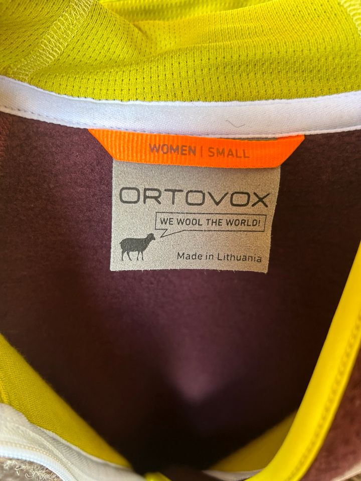 Ortovox Plus Classic Knit Fleecjacke mit Kapuze Damen S in Bad Tölz