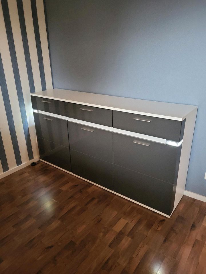 Höffner Uno Sideboard Katt wie neu in Hamburg