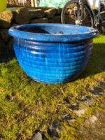 Massiver Pflanzkübel aus blauen Keramik, 60 cm Durchmesser Nordrhein-Westfalen - Lage Vorschau