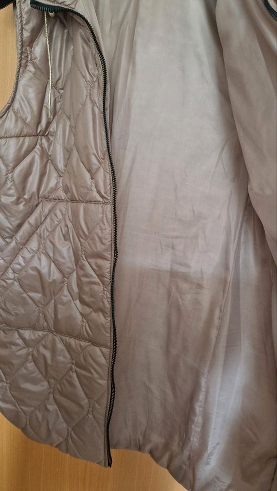 Steppweste lng beige XXL NEU in Höxter