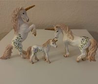 Schleich Einhorn Figuren , Einhorn Familie , Pferde 2009 selten Brandenburg - Eichwalde Vorschau