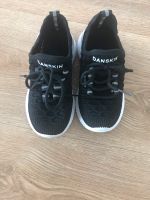 Danskin Turnschuhe schwarz 30 Baden-Württemberg - Ilsfeld Vorschau