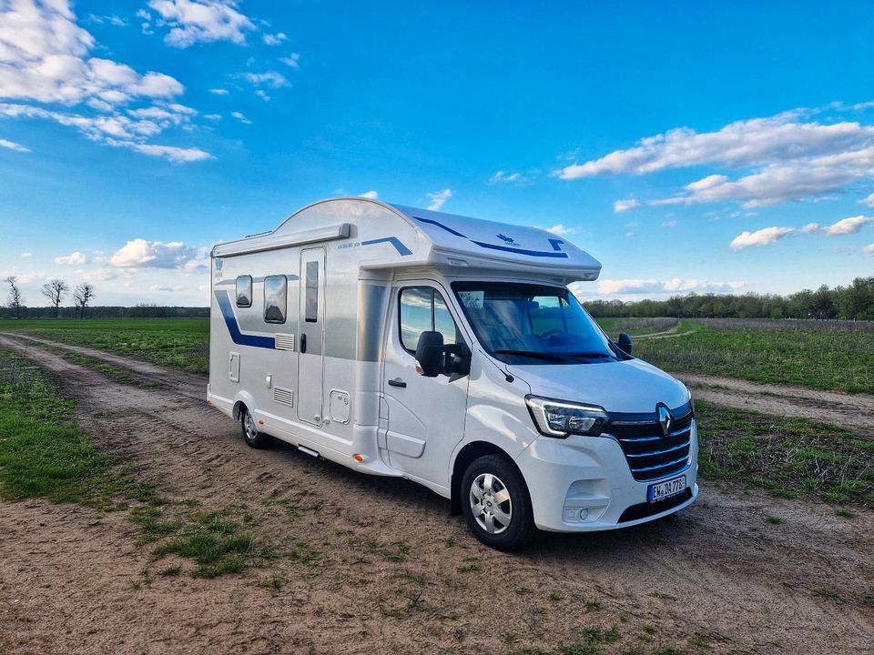 Wohnmobil Camper Renault Ahorn T660 plus zu vermieten in Panketal