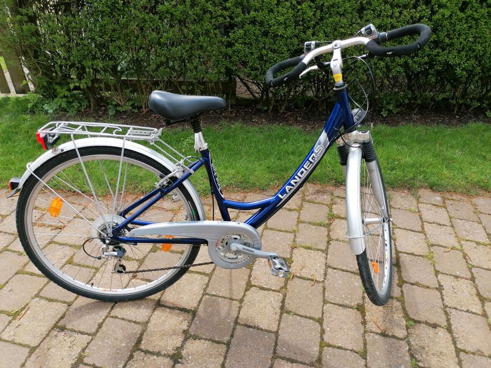 Damenfahrrad in Auengrund