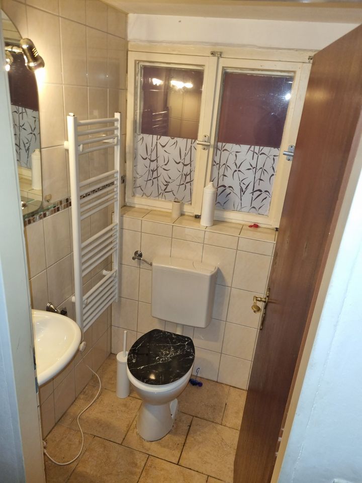 Provisionfrei! 4  Zimmer Wohnung  in Herzen von Schwabach zum verkaufen! Ideal als Kapitalanlage oder Eigennutzung!! in Schwabach