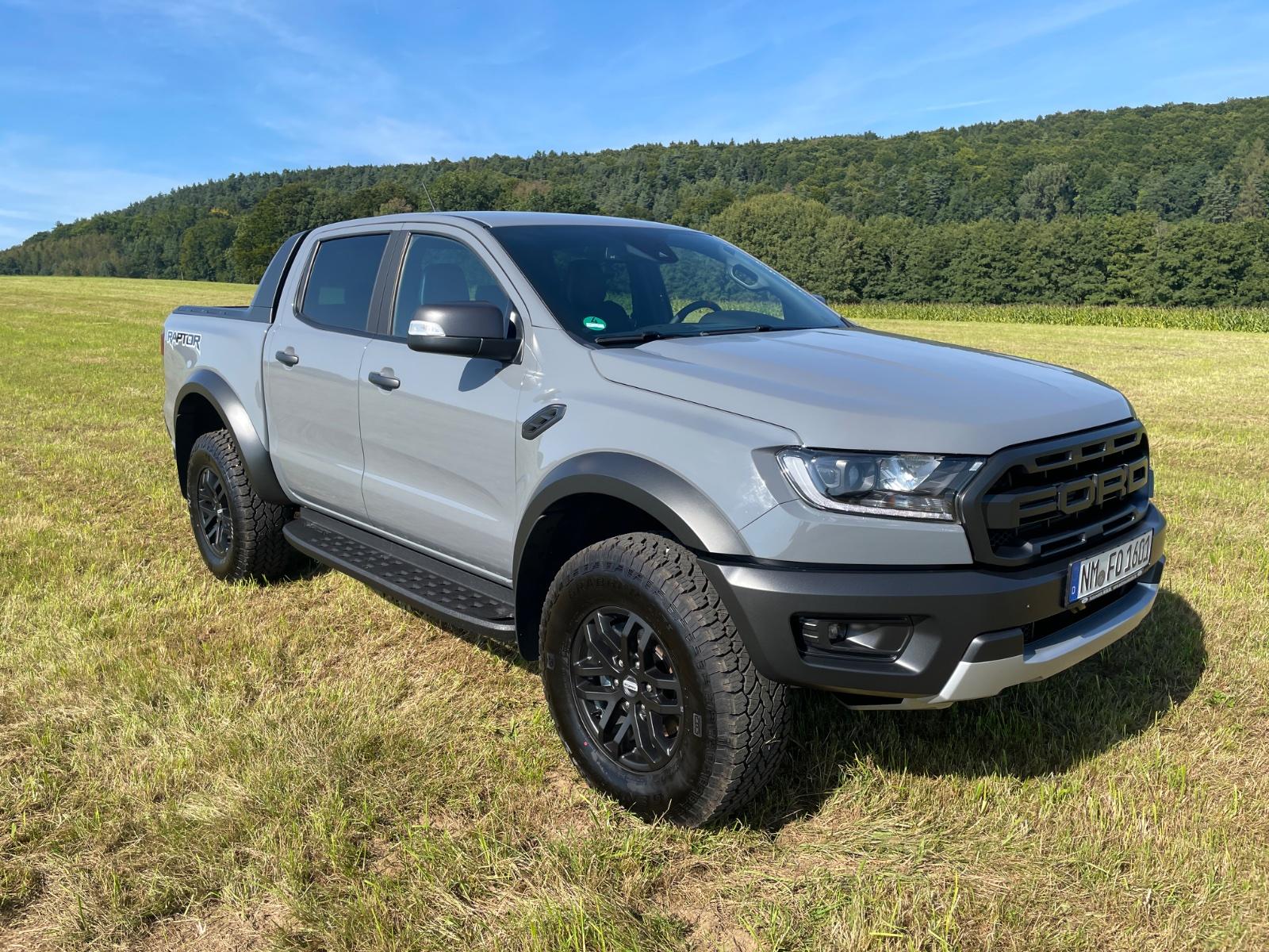 Abbildung des Autos Ford Ranger Raptor Gelän…